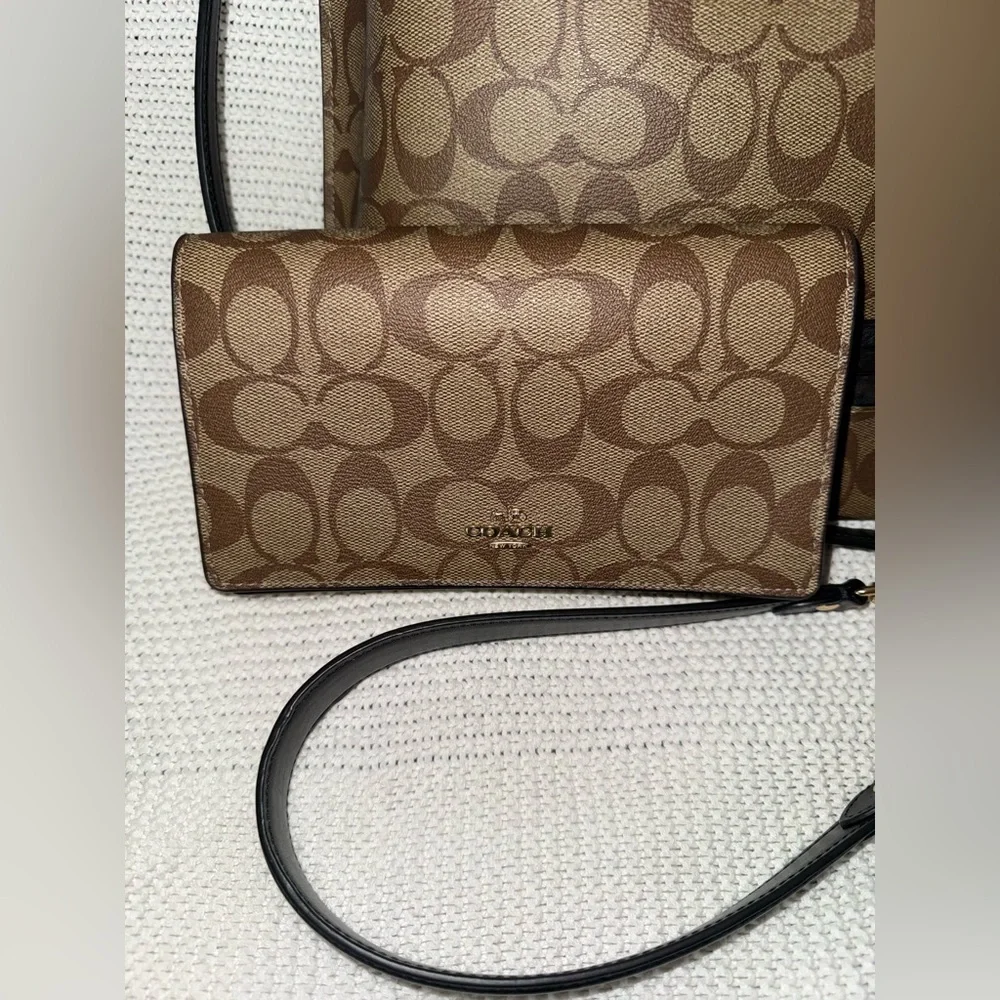 Coach Brown and Black Shoulder Bag Set - Picture 8 of 10